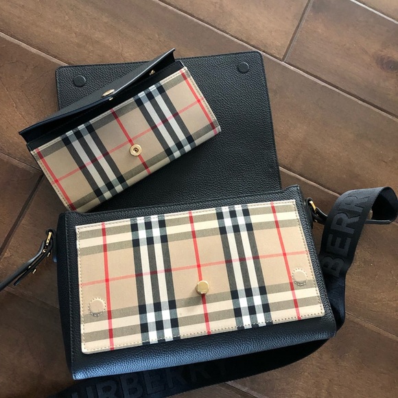 NEW❗️Burberry strap bag - Picture 3 of 9